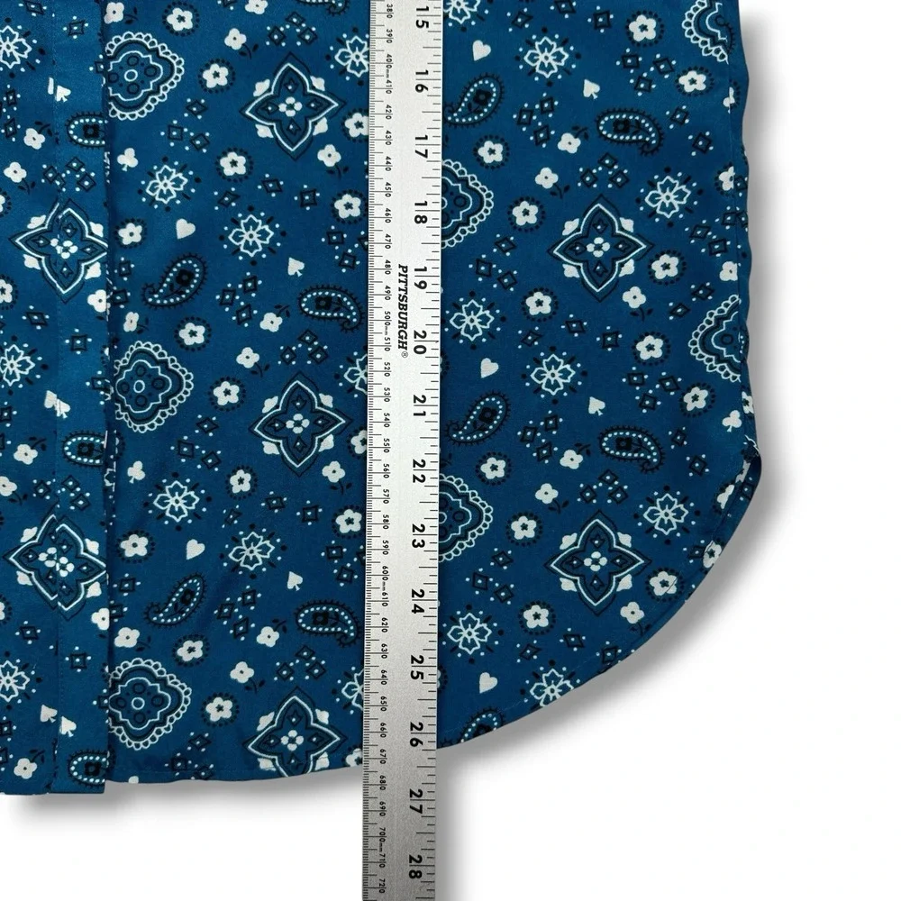 Anne Klein Bandana Paisley Floral Blouse Button Up Top Sz 10 Fiji Blue Roll Tab